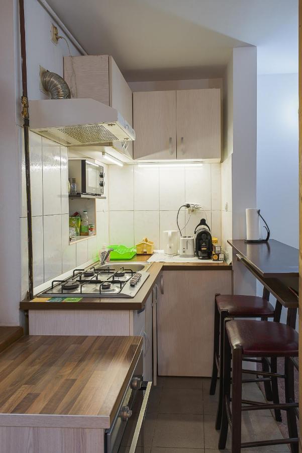 Center Walking Apartment And Room Bukarest Eksteriør billede